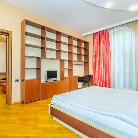 Vip Apartamen Nizami Street Apartment Baku Exterior photo