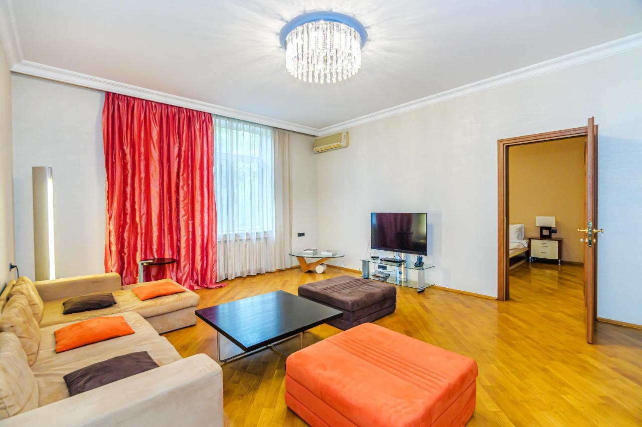 Vip Apartamen Nizami Street Apartment Baku Exterior photo